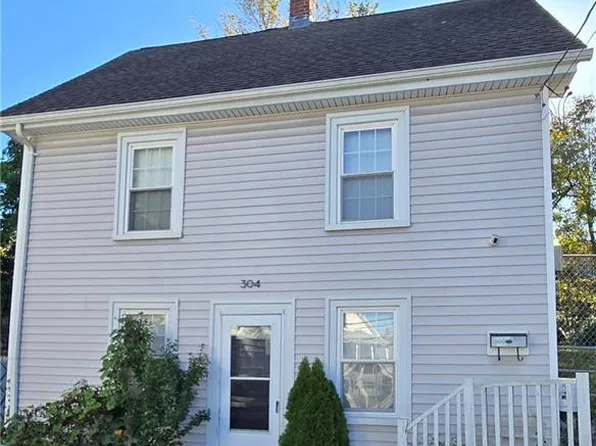 304 Park Ave, Woonsocket, RI 02895