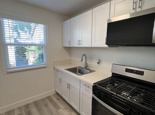 2409 24th St APT 1, Sacramento, CA 95818