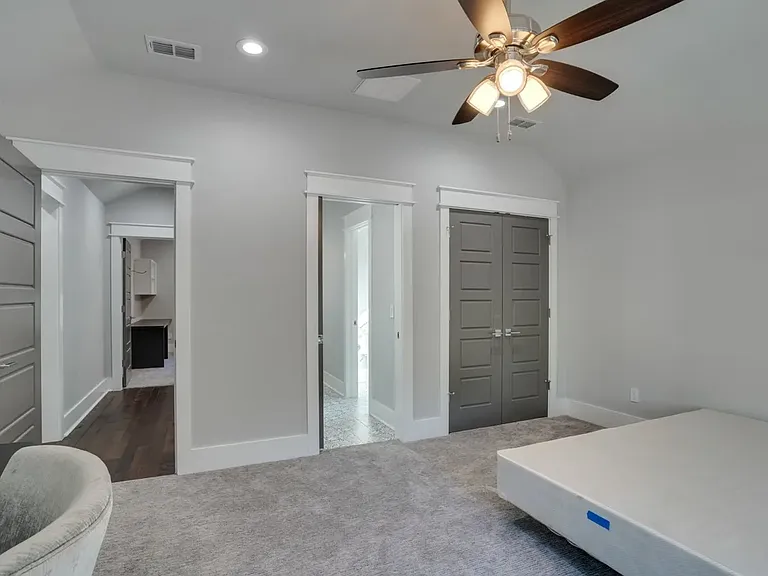 1625 N M L King Jr Blvd — Photo 22