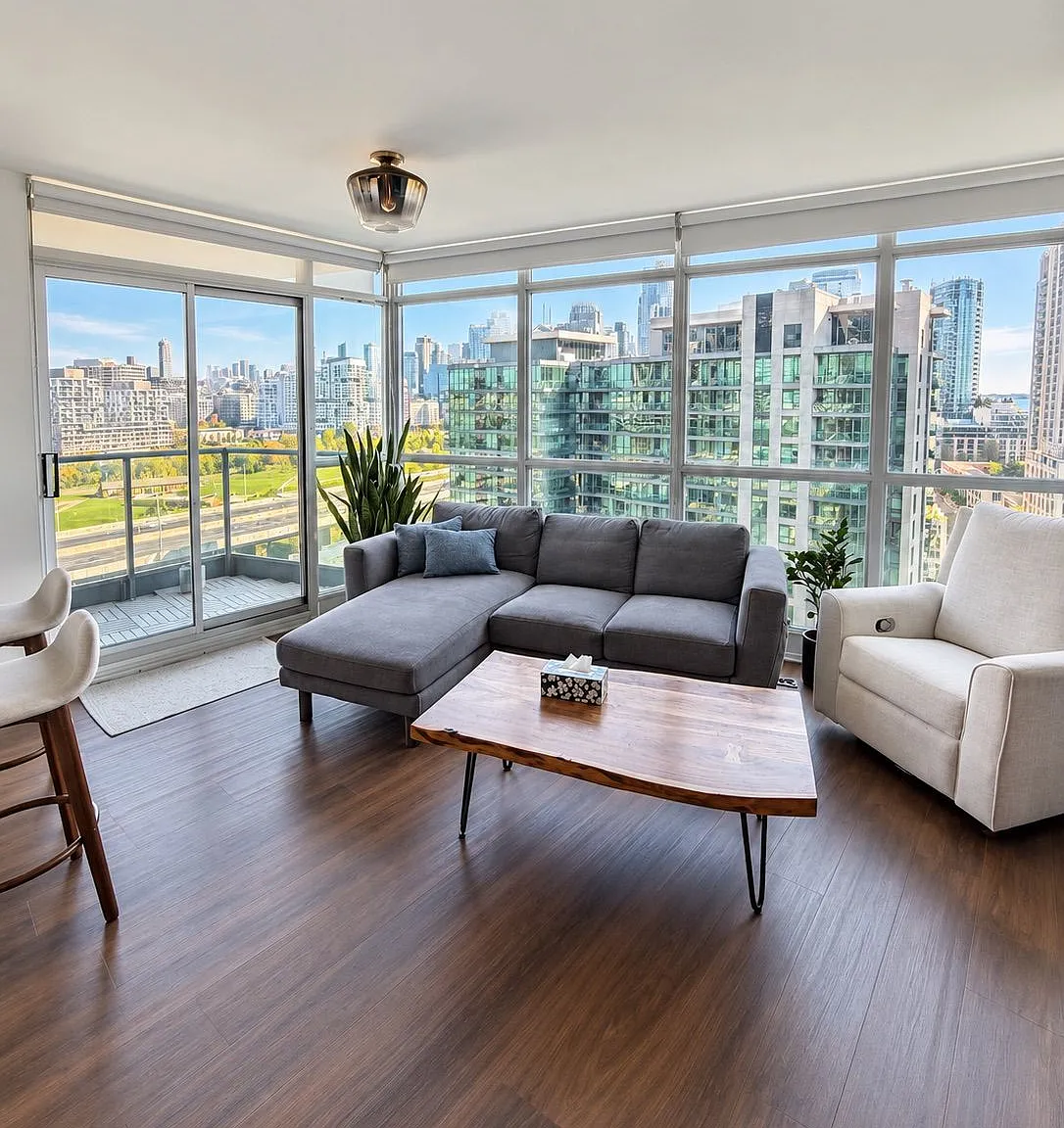 219 Fort York Blvd — Photo 3