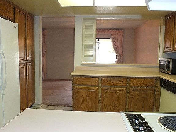 4th image of 10710 E Starflower Dr