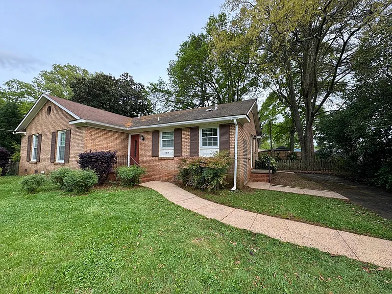 1514 Archdale Dr — Photo 17