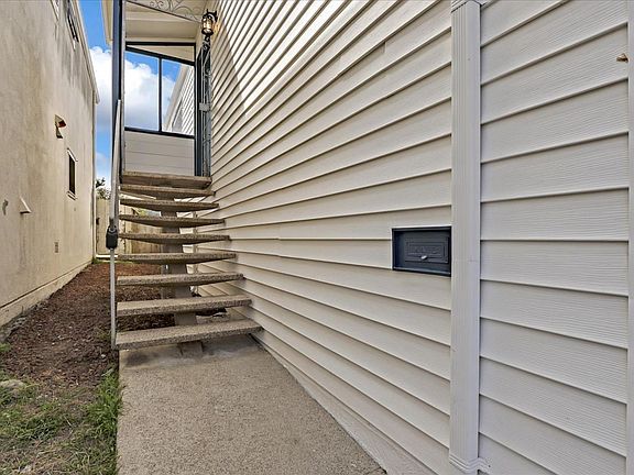 2nd image of 216 Morton Dr