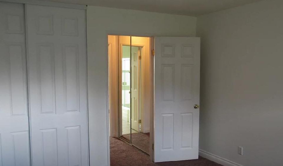 2nd image of 2439 J St #2