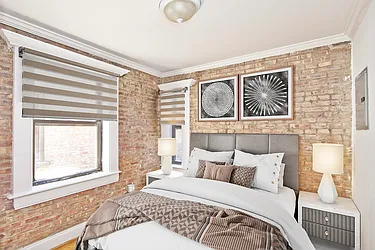 Rented by R New York