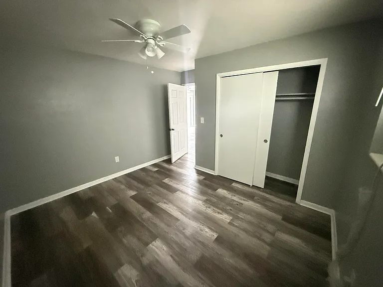 4109 SW 24th St — Photo 17