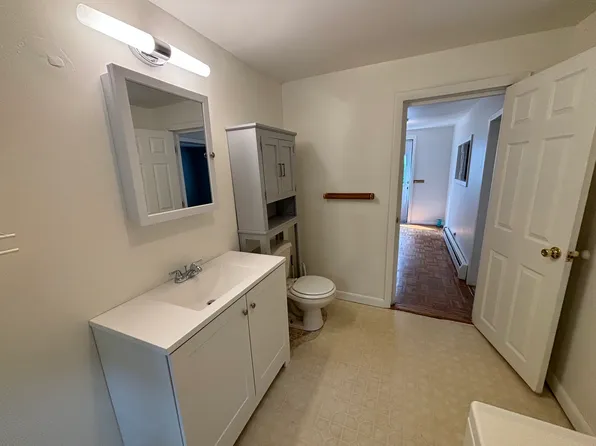 (undisclosed Address), South Boston, MA 02127