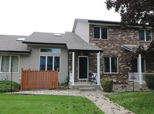 2107 Cambridge Dr APT B, Goshen, IN 46528