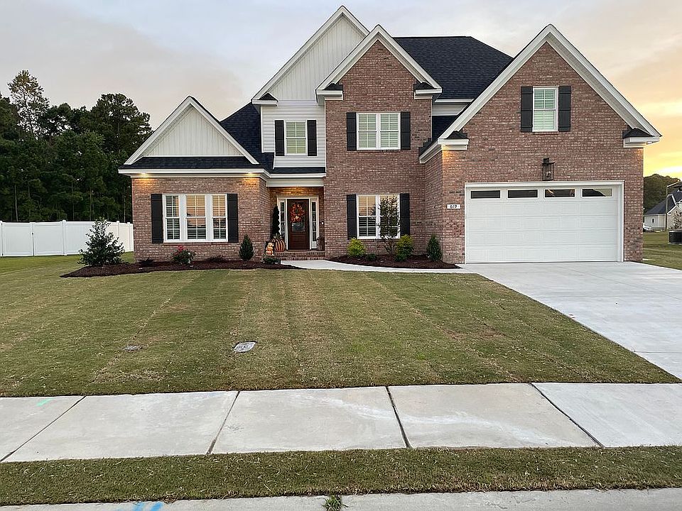 1st image of 619 Megan Dr