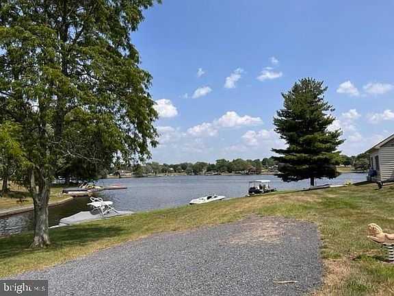 4th image of 45 Heritage Dr
