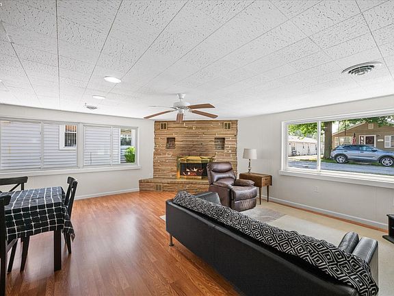 4th image of 315 N Worthy St