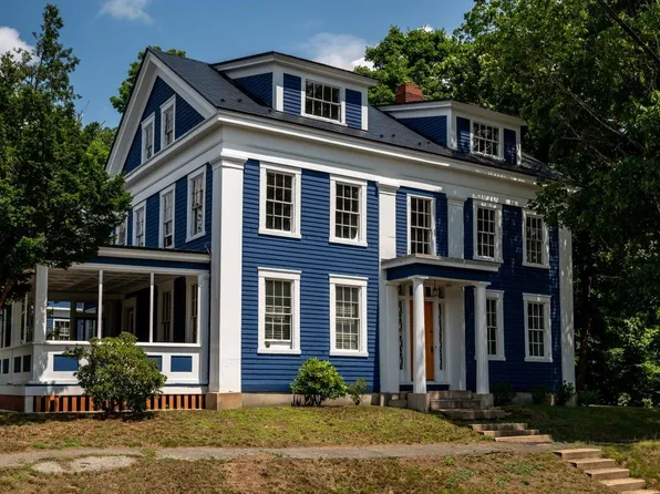 17 Noble Street, Somersworth, NH 03878