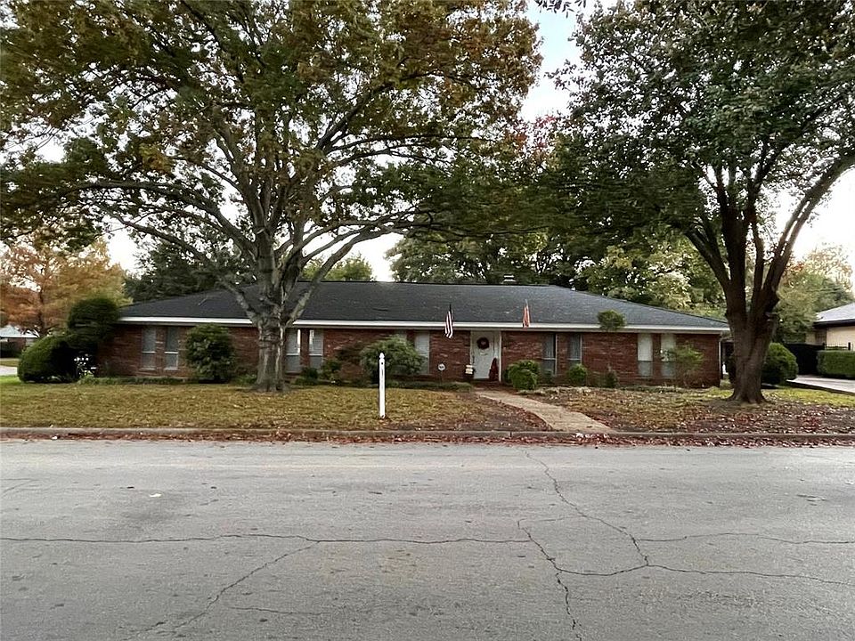 1st image of 4601 Barwick Dr