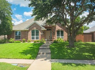 10708 Tree Shadow Ln, Frisco, TX 75035