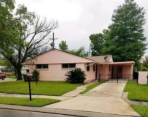 4600 Arthur Dr