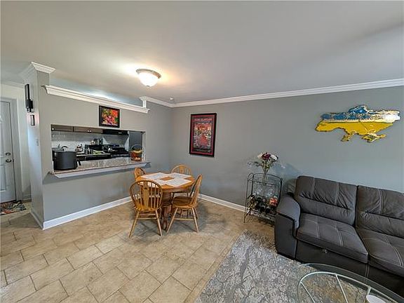 3rd image of 1401 Lake Ave APT C6