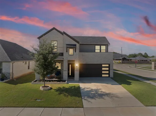 345 Adwood Dr, Waxahachie, TX 75165