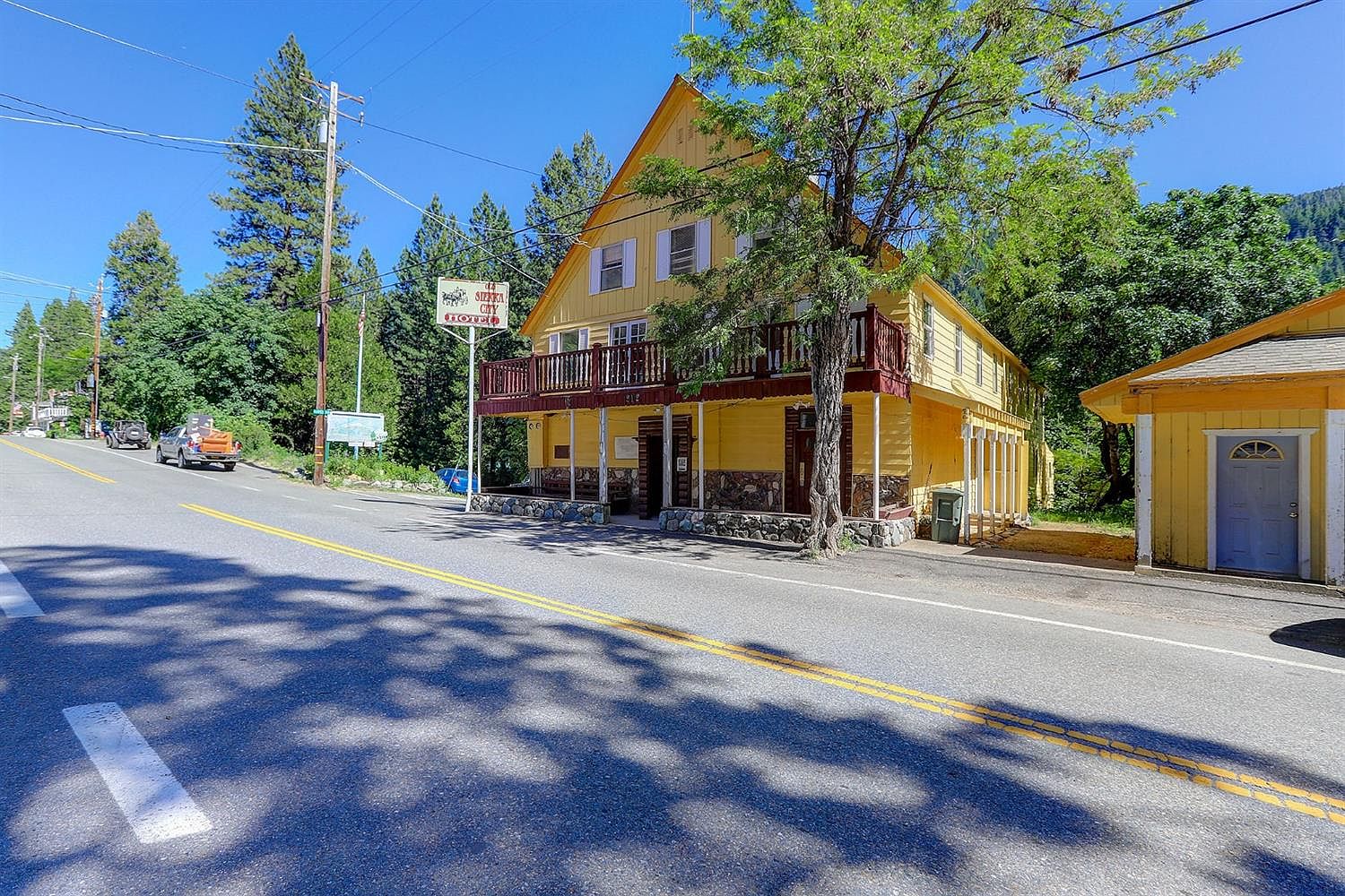 212 Main St, Sierra City, CA 96125 Zillow