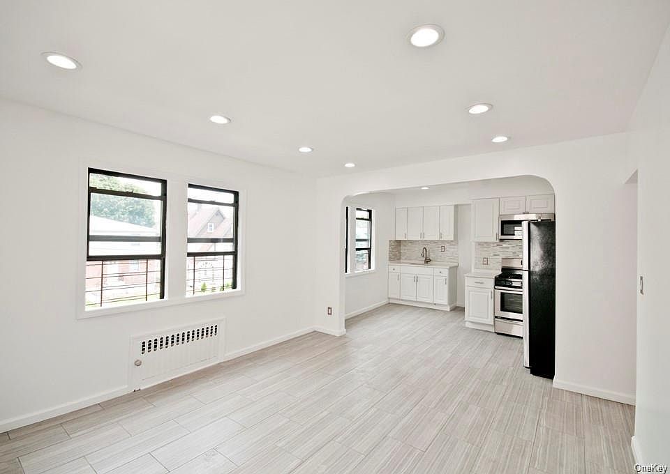 1st image of 68 Sherwood Ave