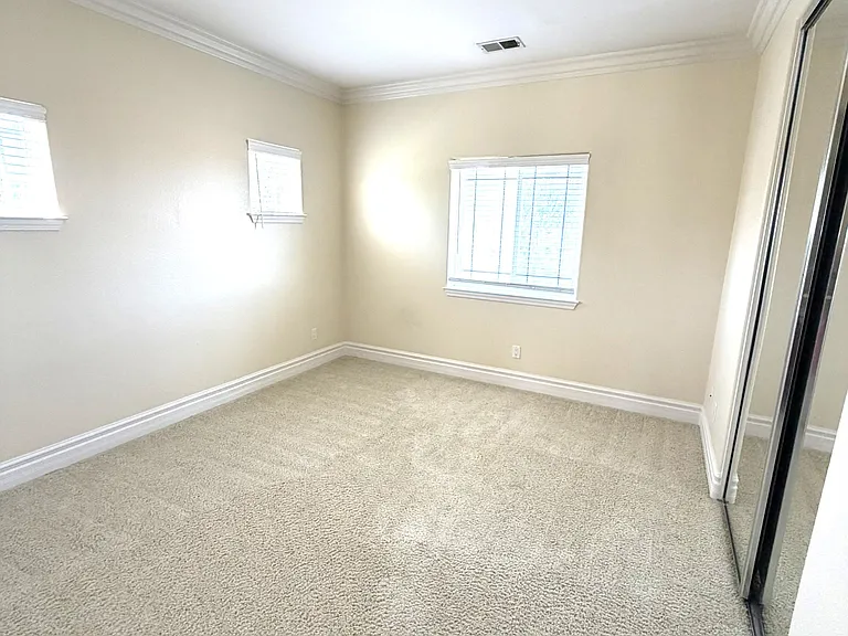 1322 Sonia Ct — Photo 31