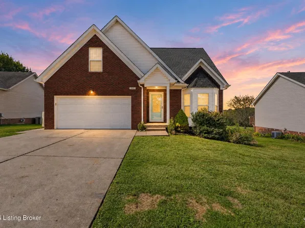 1141 Summit Dr, Shelbyville, KY 40065