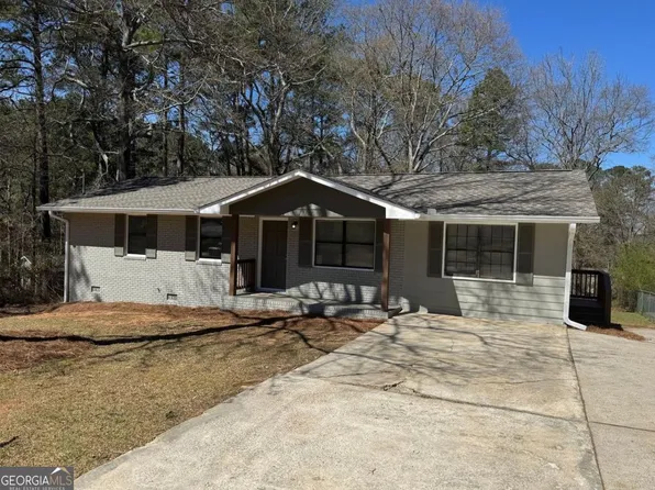 149 Carter St, Carrollton, GA 30117