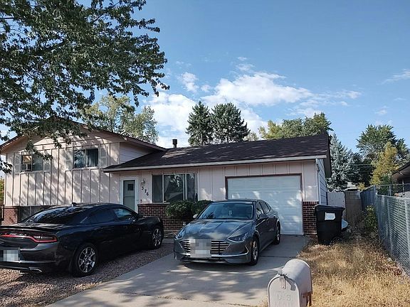 2nd image of 326 Kenwood Cir