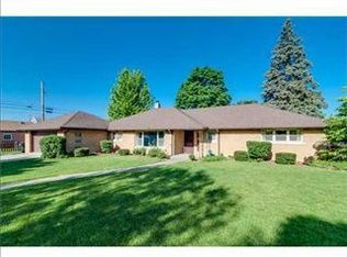 343 N Coquillard Dr, South Bend, IN 46617