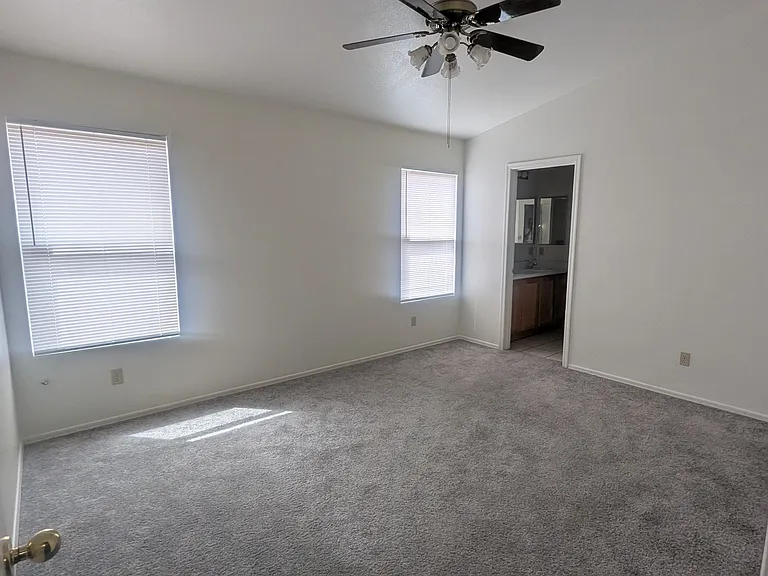 7835 S Lennox Ln — Photo 11