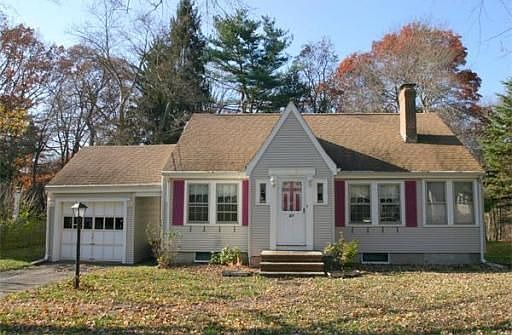 1st image of 67 Lakeshore Dr