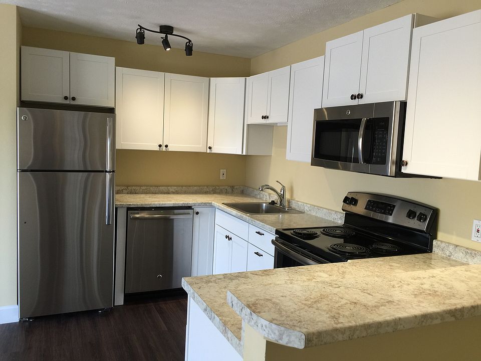 1st image of 2241 W Pensacola St #26