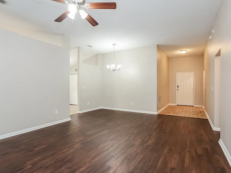 8628 Springtree Rd — Photo 4
