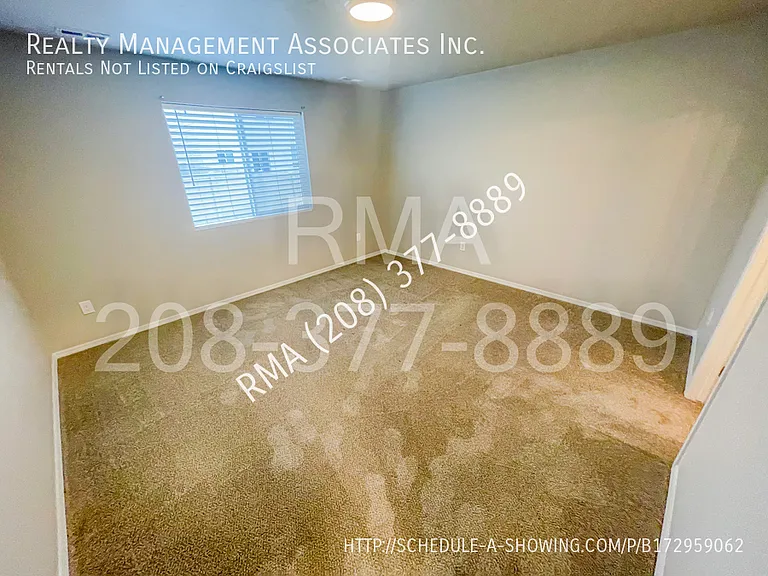 4449 W Silver Riv — Photo 5