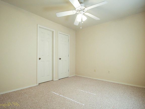 5th image of 970 N Oakland Ave APT 2