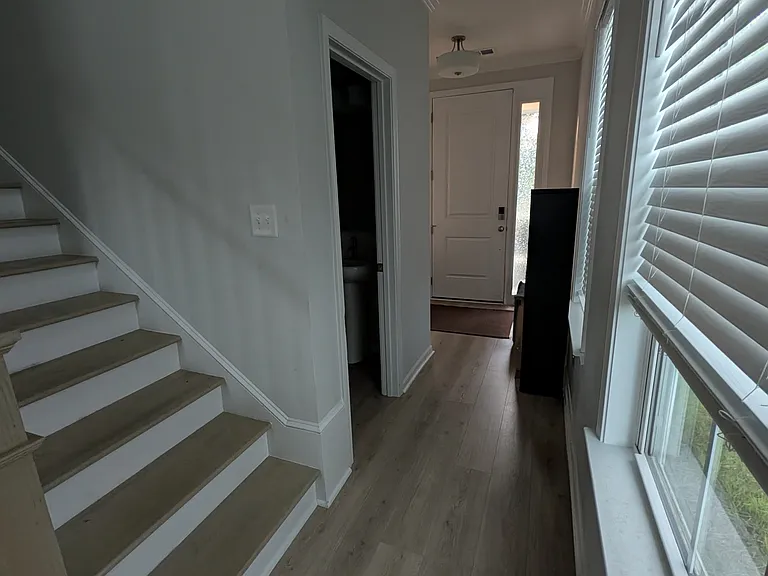 8824 Credence Dr — Photo 3
