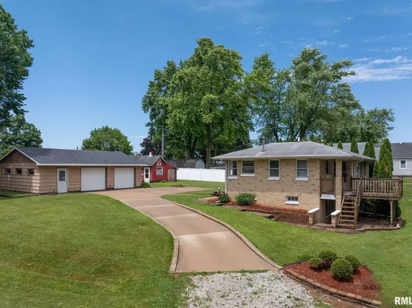2423 45th St, Moline, IL 61265
