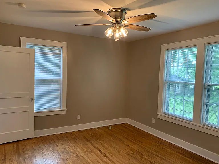 1410 Calvin Avenue — Photo 5