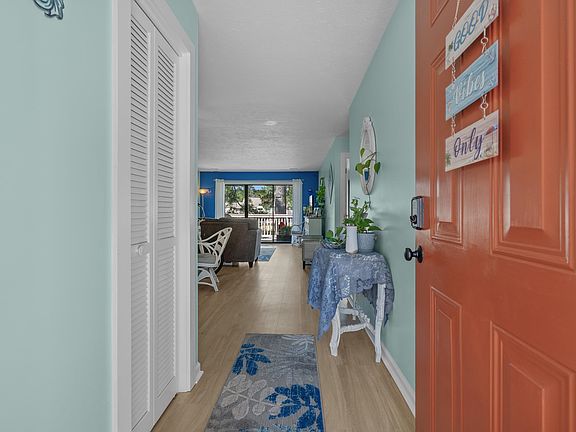 4th image of 3015 Old Bryan Dr. #1-7