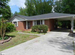 308 N Orchard Dr, Taylors, SC 29687