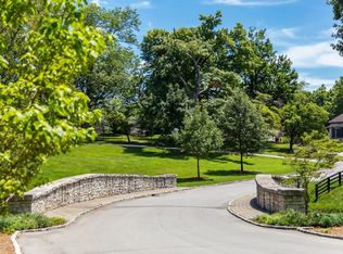 6708 Glen Springs Ct, Louisville, KY 40222