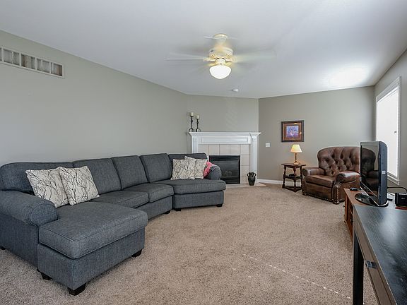 2nd image of 5609 Bay Meadow Trl