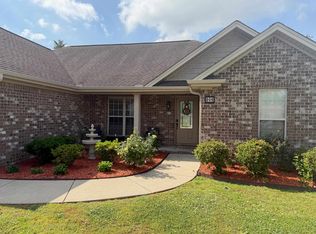 906 Buena Vista Ave, Muscle Shoals, AL 35661