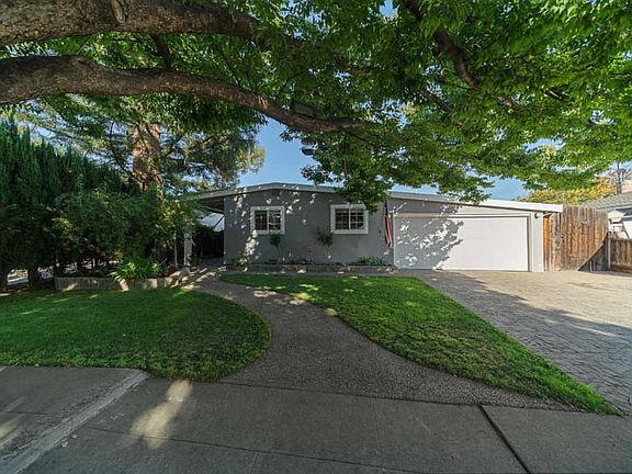 2nd image of 4882 Kingdale Dr