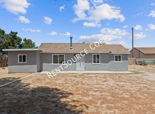 4535 W Avenue M10, Lancaster, CA 93536