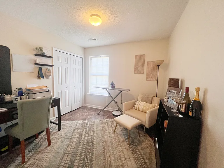 200 Glenlea Ln — Photo 21