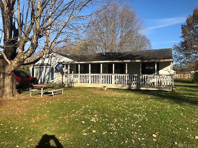 1st image of 250 Janet Ave
