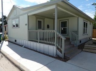 1004 Haysel St, Bastrop, TX 78602