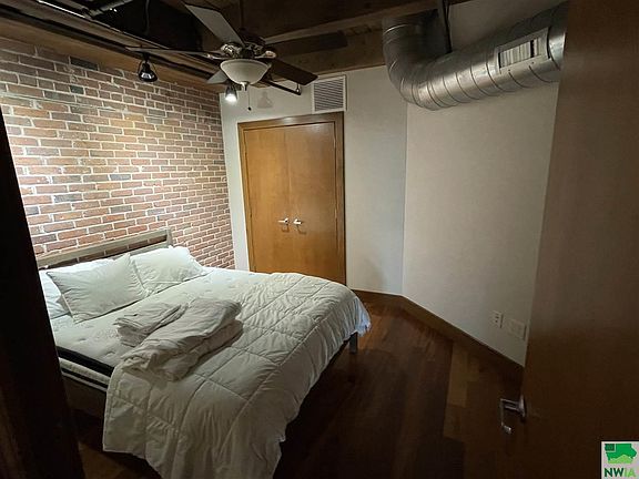5th image of 302 Jones St Suite 507