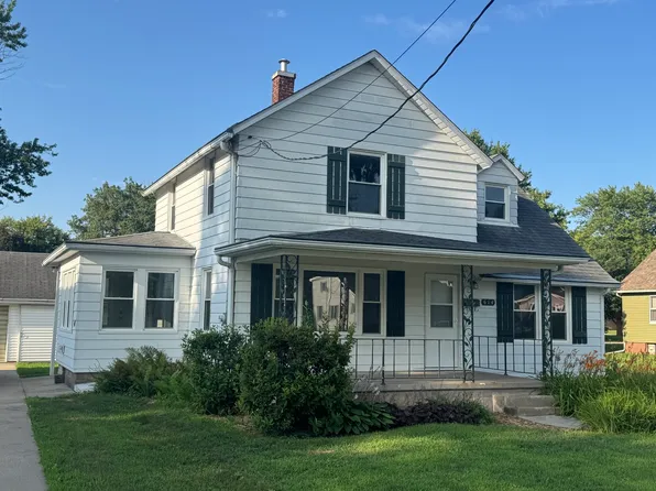 614 E Main St, Geneseo, IL 61254