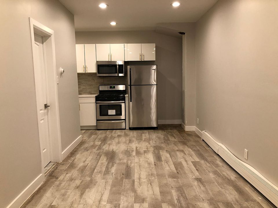 2nd image of 55 Graham St #2B